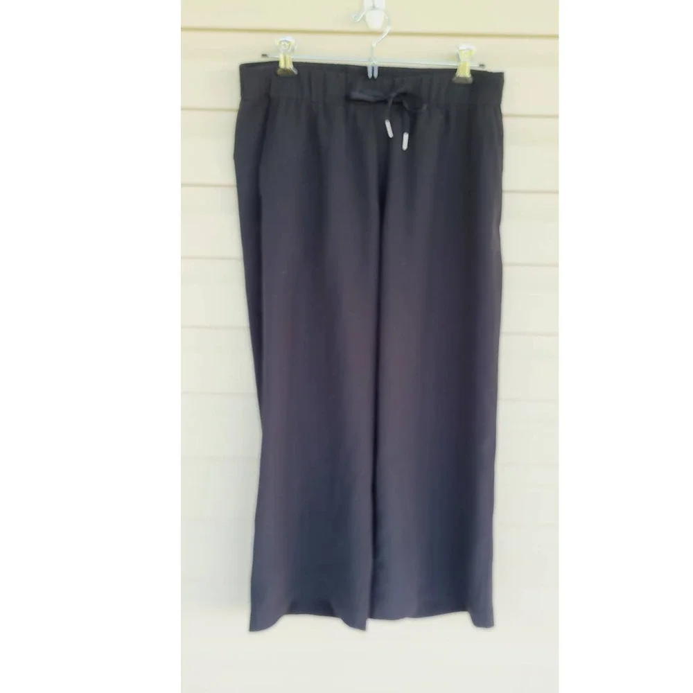 Lululemon Athletica Dream Om‎ High Rise Wide Leg Crop Pants Est Size 8